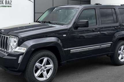 Jeep Cherokee 190.000 km 7.999 &euro; Butzbach 35510
