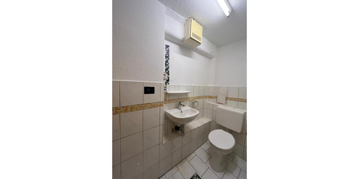 Etagenwohnung Weilburg - 4 Zimmer, 150 m&sup2;, 750&euro; | Angebot:23328092