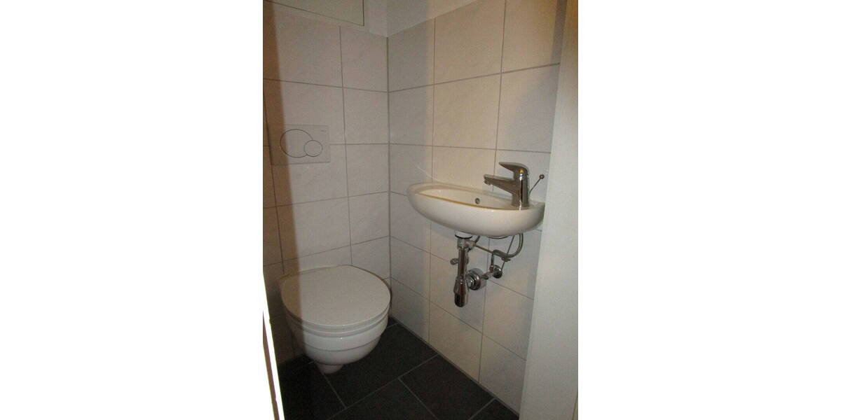 Etagenwohnung Gießen - 3 Zimmer, 91 m&sup2;, 1.100&euro; | Angebot:26794373