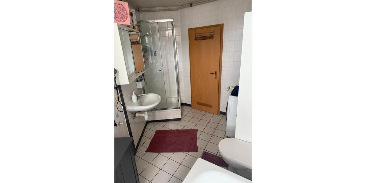 Etagenwohnung Bad Nauheim - 3 Zimmer, 83 m&sup2;, 1.300&euro; | Angebot:25181666