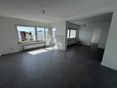 KERNSANIERT MIT VIEL LICHT UND FERNBLICK - Dachgeschoßwohnung Lollar | Angebot:26894691