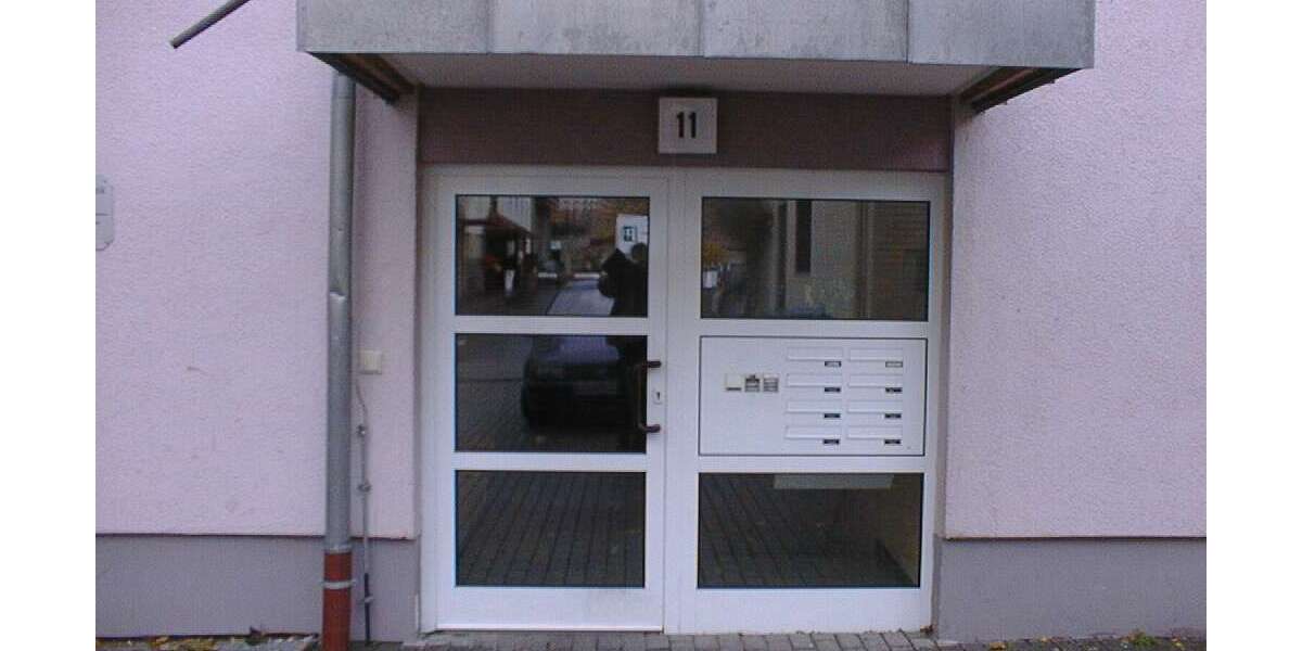 Etagenwohnung Gießen - 3 Zimmer, 71 m&sup2;, 569&euro; | Angebot:26289696