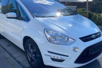 Ford S-Max 209.120 km 3.300 &euro; Butzbach 35510