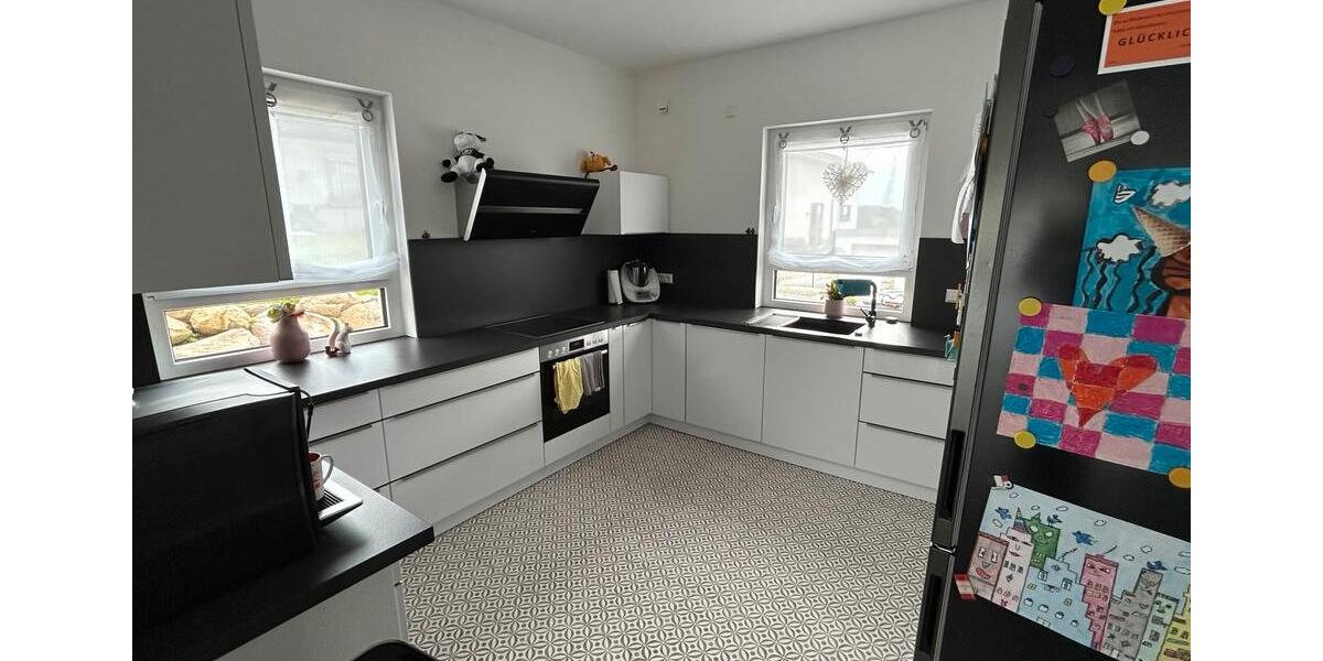 Villa Driedorf - 8 Zimmer, 200 m&sup2;, 550.000&euro; | Angebot:22963880