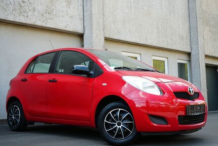 Toyota Yaris 99.600 km 4.780 &euro; Haiger 35708