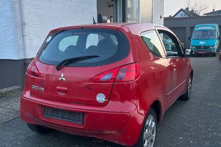 Mitsubishi Colt 217.318 km 1.000 &euro; Garbenteich 35415