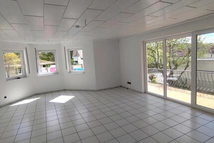 Wohnung Wetzlar Münchholzhausen - 4 Zimmer, 120 m&sup2;, 1.100&euro; | Angebot:26265659