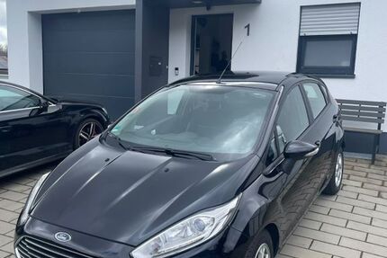 Ford Fiesta 129.300 km 5.100 &euro; Bischoffen 35649