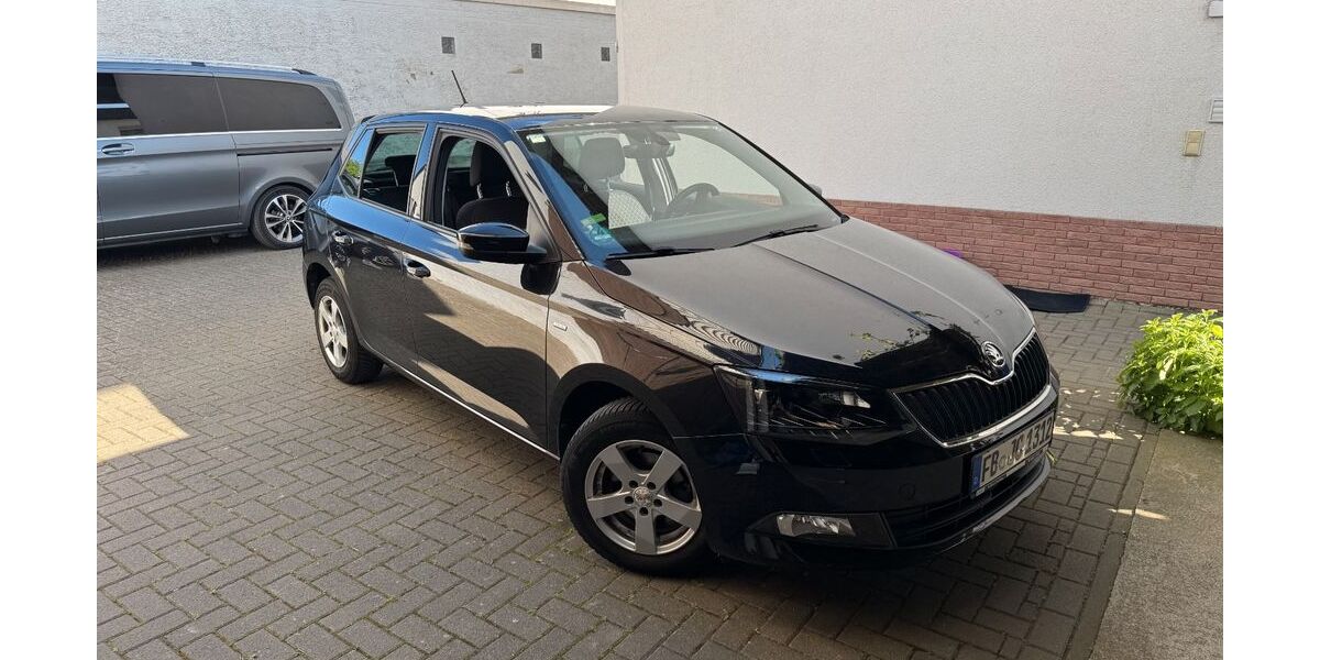 Skoda Fabia 92.500 km 9.500 &euro; Bad Nauheim - Nieder-Mörlen 61231