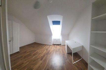 Wohnung Gießen Anneröder Siedlung - 8 Zimmer, 140 m&sup2;, 280&euro; | Angebot:26041998