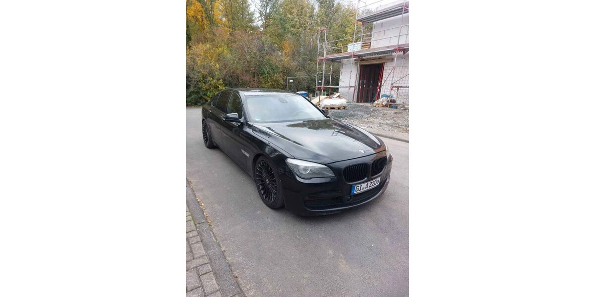 BMW 740 373.000 km 9.800 &euro; Linden 35440
