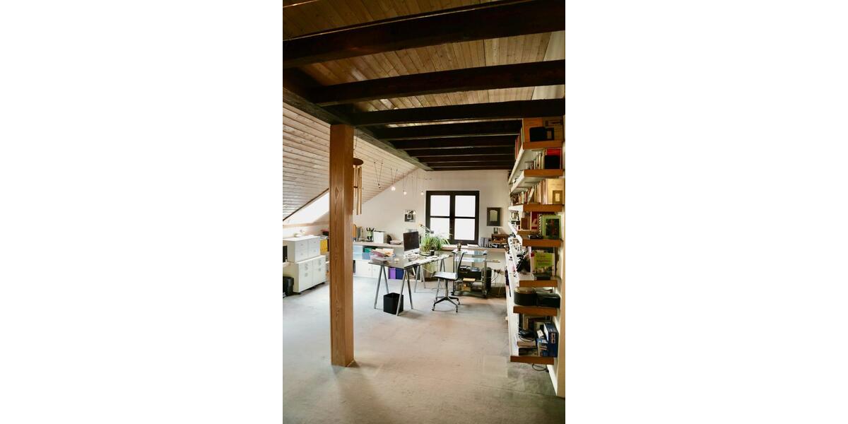 Einfamilienhaus Sinn - 8 Zimmer, 232 m&sup2;, 460.000&euro; | Angebot:23583153