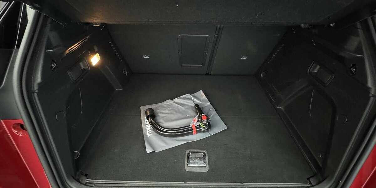 Peugeot 3008 225 GT Plug-In 1.Hand CARPLAY AHK 43.500 km 23.620 &euro; Lich 35423
