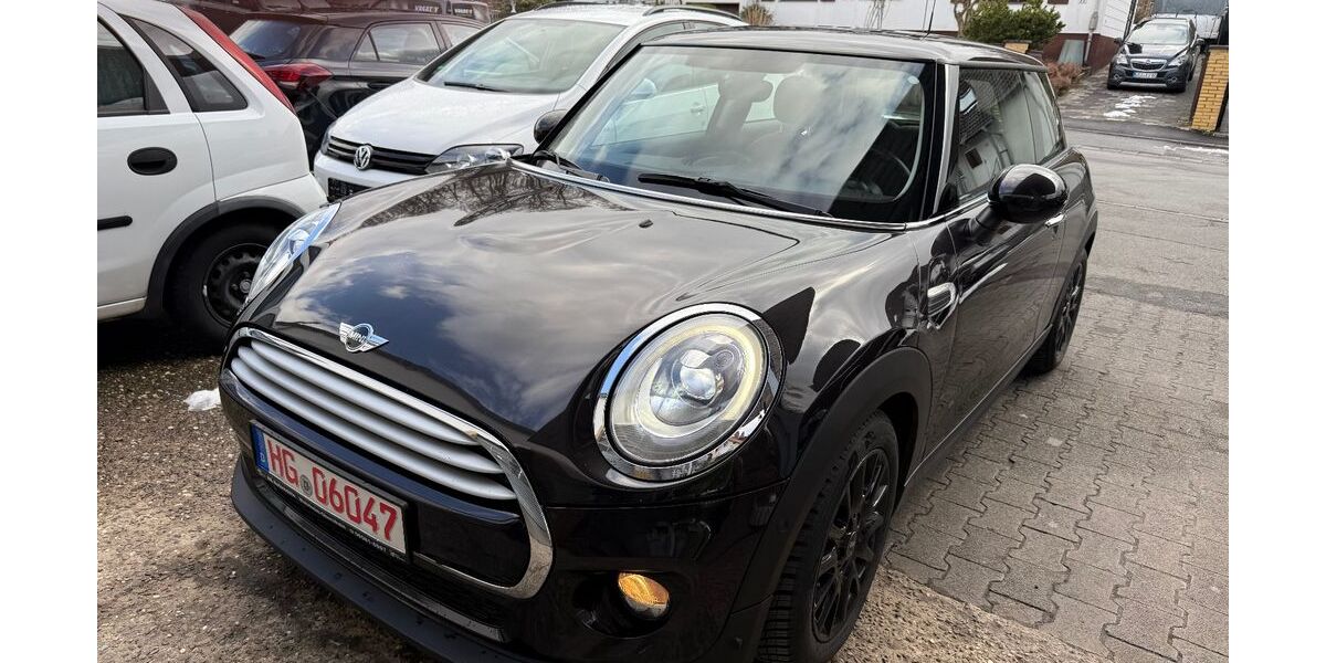 Mini Cooper 143.212 km 8.700 &euro; Wehrheim 61273