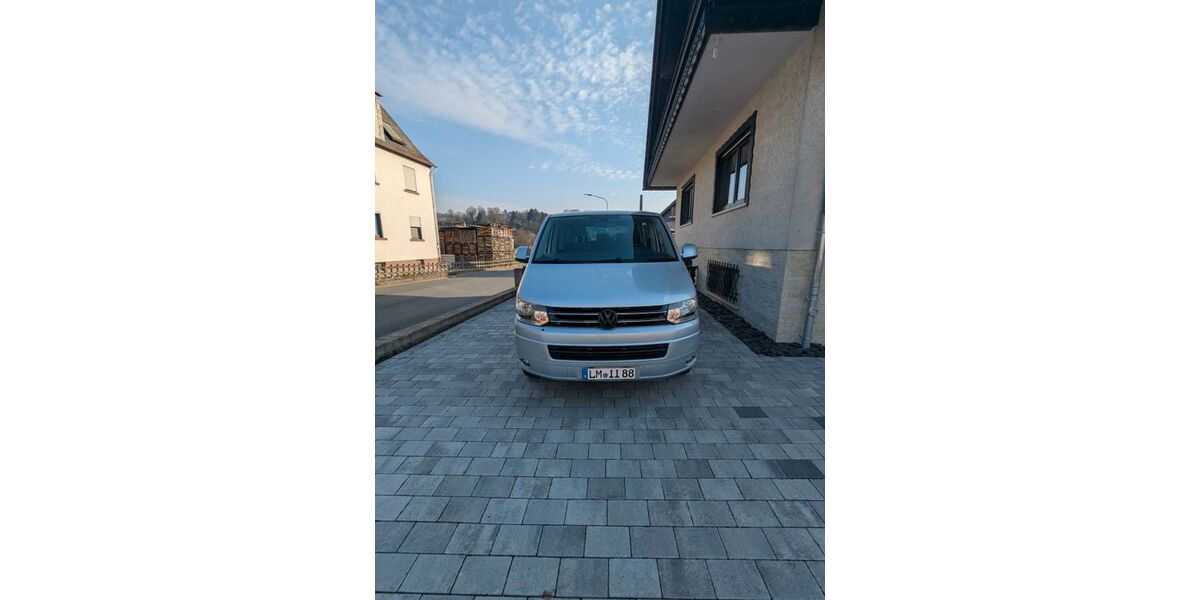 VW T5 Caravelle 28.500 km 22.499 &euro; Weilmünster 35789