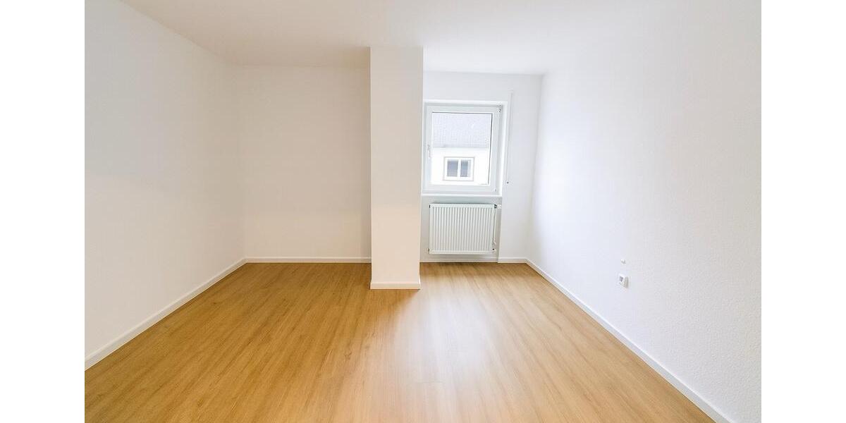 Etagenwohnung Münzenberg - 5 Zimmer, 150 m&sup2;, 1.300&euro; | Angebot:25936590