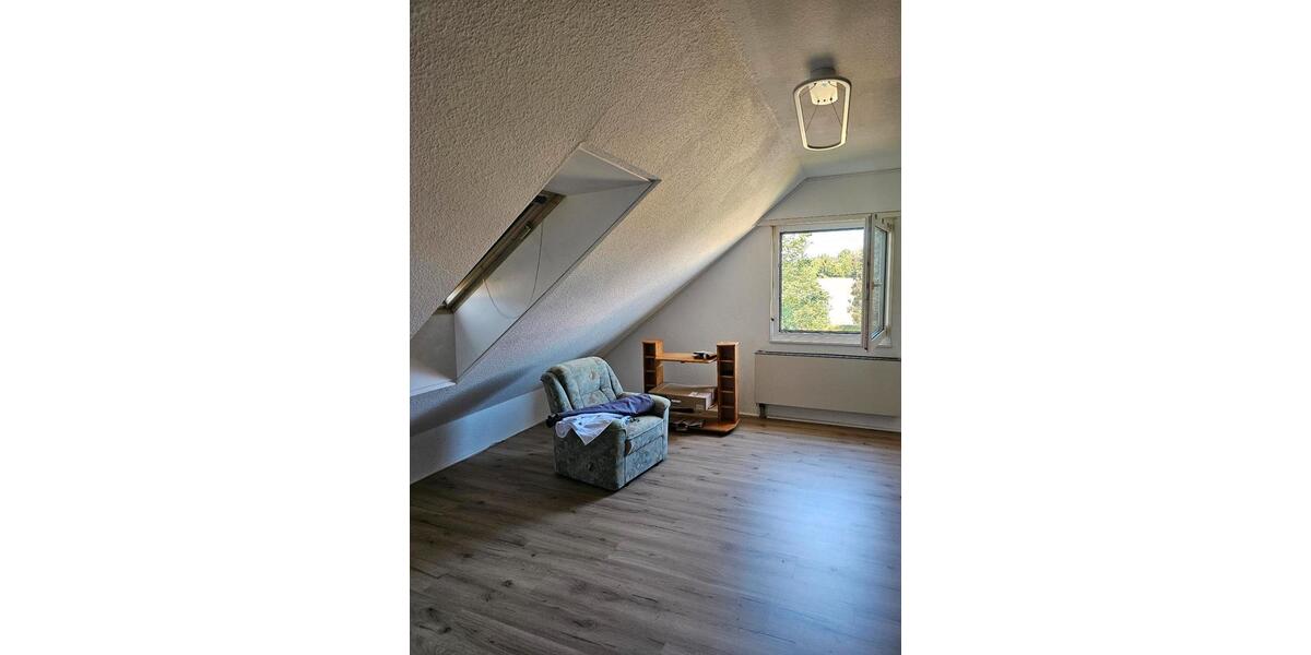Einfamilienhaus Wölfersheim - 4 Zimmer, 153 m&sup2;, 375.000&euro; | Angebot:27004752