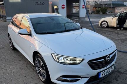 Opel Insignia 68.000 km 19.100 &euro; Wetzlar 35586