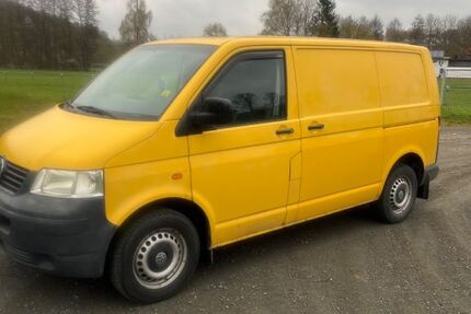 VW T5 Transporter 138.000 km 5.700 &euro; Waldsolms 35647