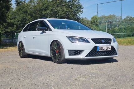 Seat Leon 115.500 km 16.299 &euro; Greifenstein 35753