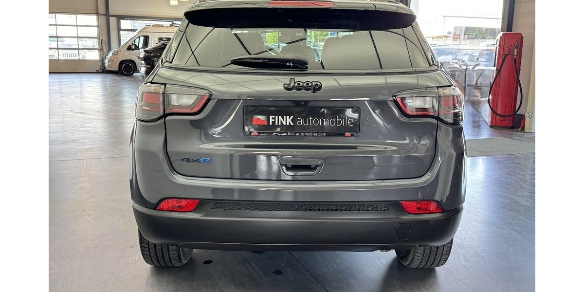 Jeep Compass Limited Plug-In 1.Hand 4WD FULL LED 360° 52.400 km 24.220 &euro; Lich 35423