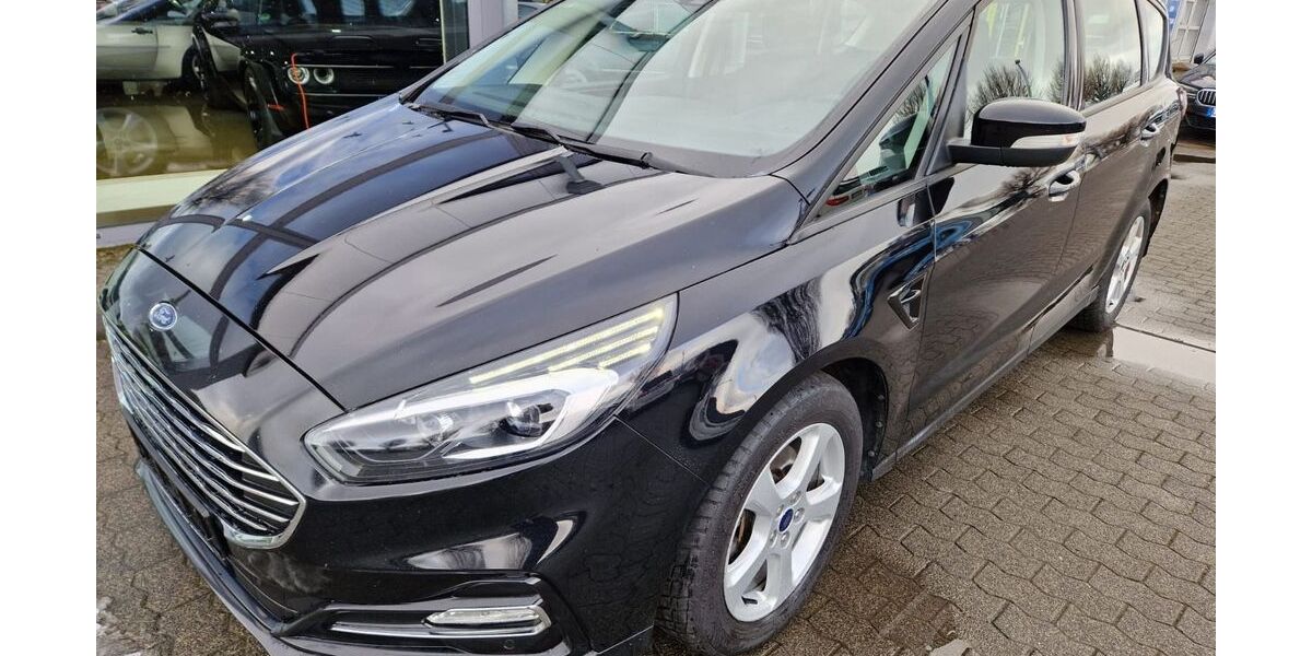 Ford S-Max 154.644 km 14.890 &euro; Ehringshausen 35630