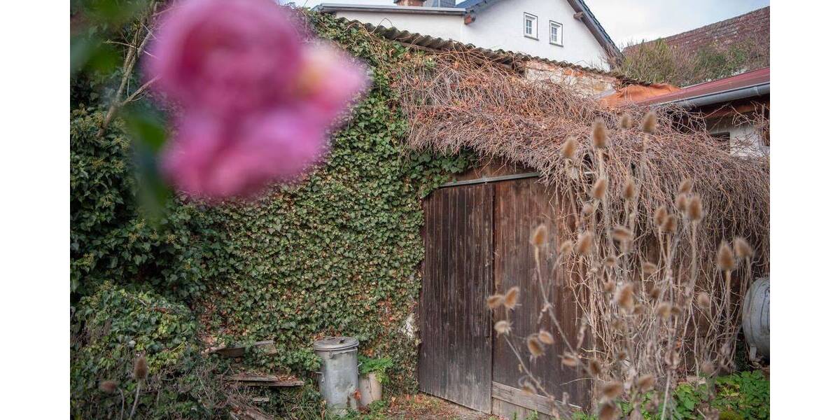 Einfamilienhaus Grävenwiesbach Hundstadt - 8 Zimmer, 161 m&sup2;, 495.000&euro; | Angebot:25985869