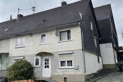 Haus Haiger Allendorf - 4 Zimmer, 100 m&sup2;, 70.000&euro; | Angebot:25798698