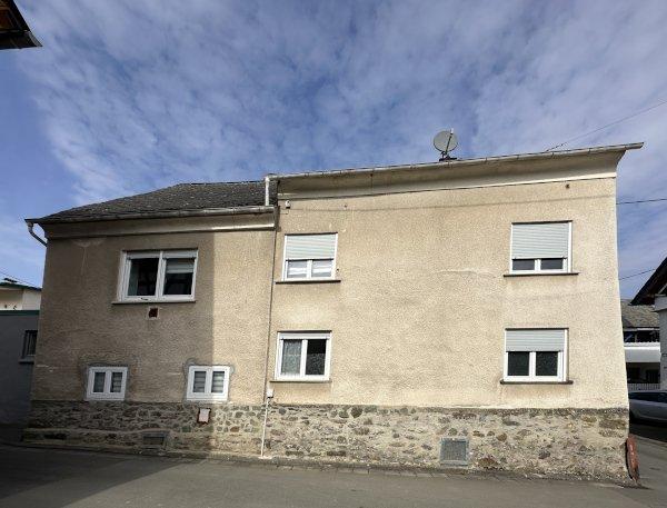 Einfamilienhaus Villmar - 5 Zimmer, 168 m&sup2;, 120.000&euro; | Angebot:26039507