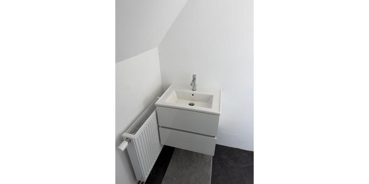 Einfamilienhaus Solms - 7 Zimmer, 210 m&sup2;, 420.000&euro; | Angebot:26317041