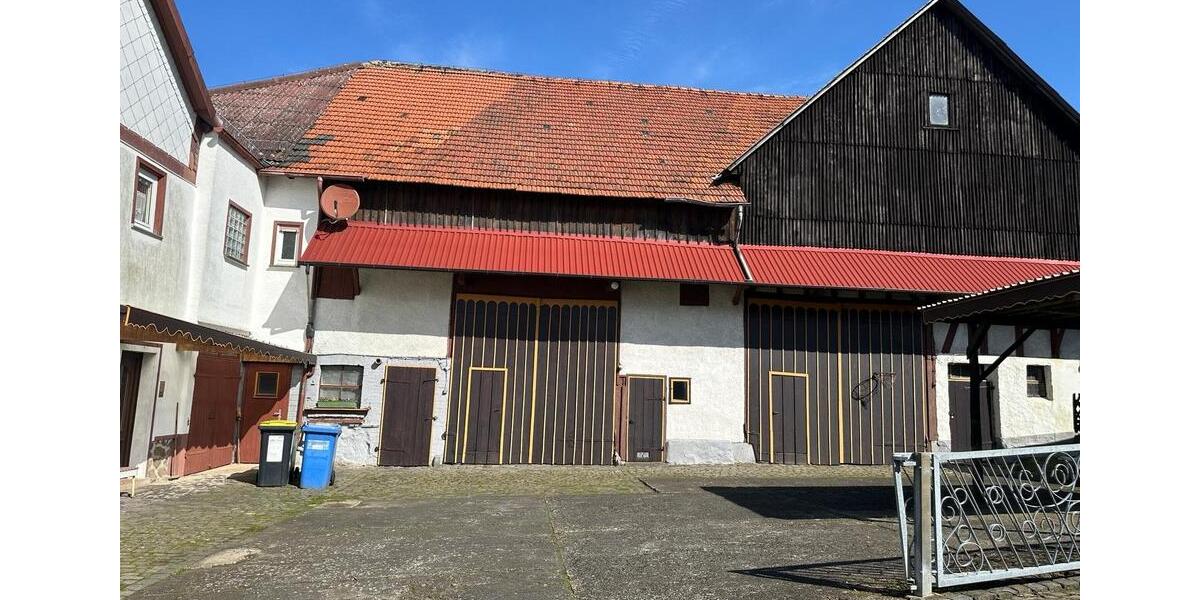 Bauernhaus, Landhaus Aßlar - 10 Zimmer, 260 m&sup2;, 285.000&euro; | Angebot:25841533