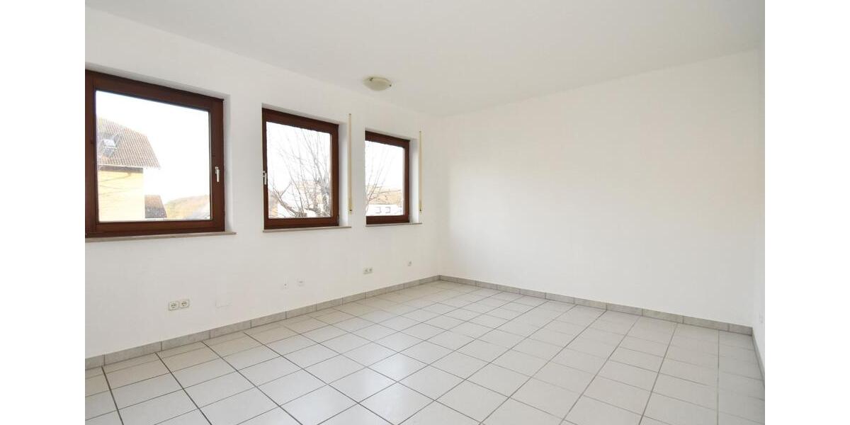 Maisonettenwohnung Pohlheim - 5 Zimmer, 175 m&sup2;, 1.390&euro; | Angebot:24477860