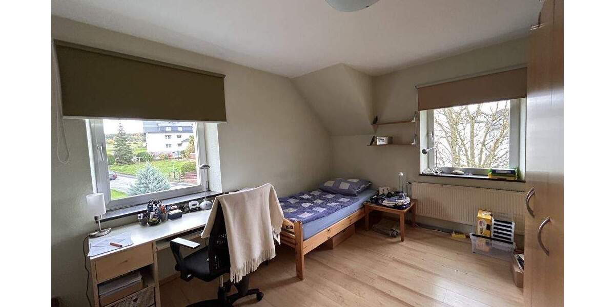 Einfamilienhaus Waldbrunn (Westerwald) / Hintermeilingen Hintermeilingen - 5 Zimmer, 136 m&sup2;, 275.000&euro; | Angebot:25820830