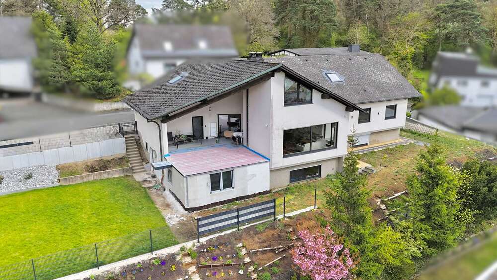 Mehrfamilienhaus in bester Lage - Herborn OT mit Weitblick - Mehrfamilienhaus, Wohnhaus Herborn | Angebot:26738035
