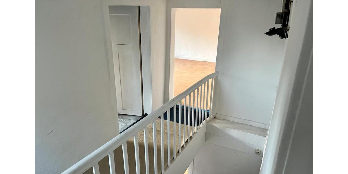 Mehrfamilienhaus, Wohnhaus Solms - 10 Zimmer, 360 m&sup2;, 129.500&euro; | Angebot:21031860