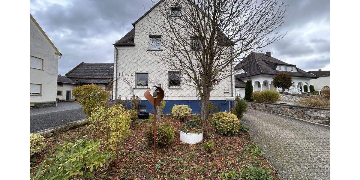 Einfamilienhaus Waldbrunn (Westerwald) / Hintermeilingen Hintermeilingen - 5 Zimmer, 136 m&sup2;, 275.000&euro; | Angebot:25820830