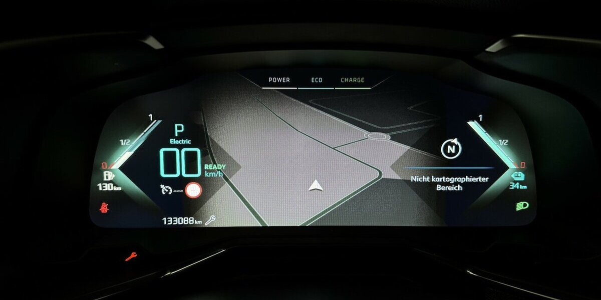 DS Automobiles DS7 Crossback 300 4x4 Performance Line 1.Hand 133.100 km 17.980 &euro; Lich 35423