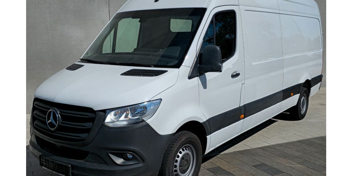 Mercedes-Benz Sprinter 216.000 km 15.999 &euro; Wetzlar 35576