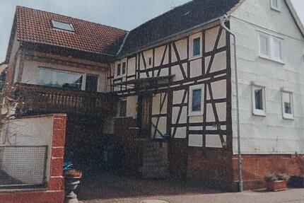 Haus Fronhausen - 4.5 Zimmer, 125 m&sup2;, 148.000&euro; | Angebot:27079847