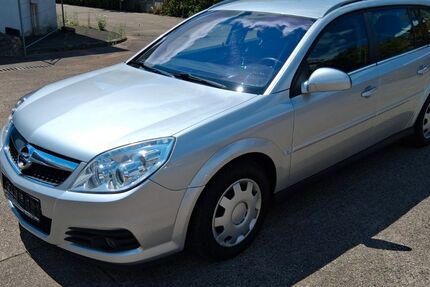 Opel Vectra 129.000 km 3.500 &euro; Bad Nauheim 61231