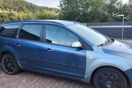 Ford Focus 234.000 km 999 &euro; Oberscheld 35688