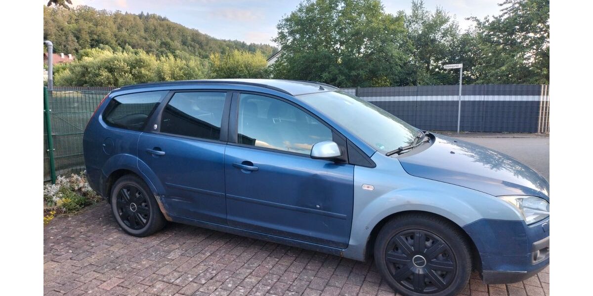 Ford Focus 234.000 km 999 &euro; Oberscheld 35688