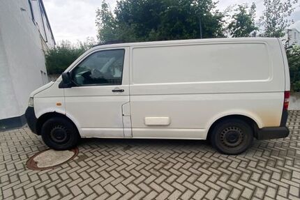 VW T5 Transporter 346.000 km 4.500 &euro; Usingen 61250