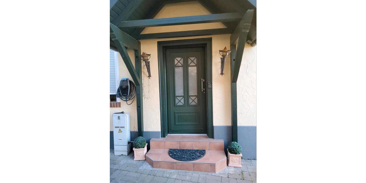 Einfamilienhaus Butzbach - 6 Zimmer, 180 m&sup2;, 450.000&euro; | Angebot:26378161