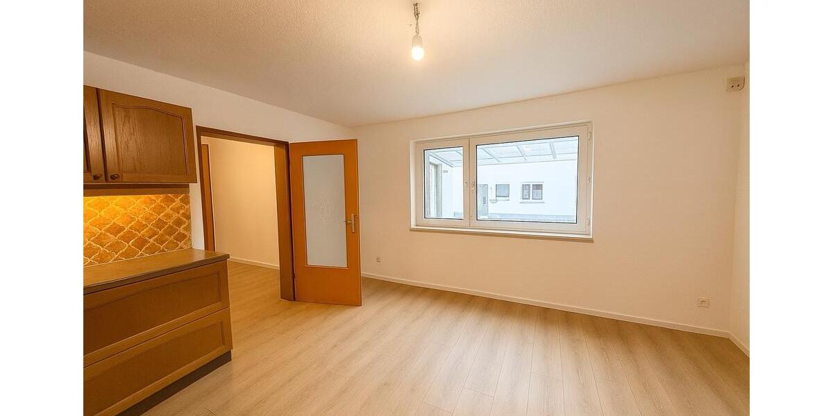 Etagenwohnung Münzenberg - 5 Zimmer, 150 m&sup2;, 1.300&euro; | Angebot:25936590