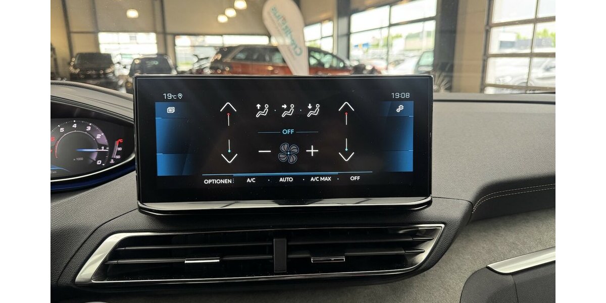 Peugeot 5008 130 EAT8 Allure 1.Hand AHK 13.300 km 25.920 &euro; Lich 35423
