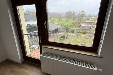 Wohnung Ehringshausen - 4 Zimmer, 99 m&sup2;, 1.200&euro; | Angebot:25501528