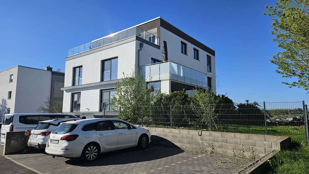 Etagenwohnung Langgöns - 4 Zimmer, 142 m&sup2;, 1.600&euro; | Angebot:26284360
