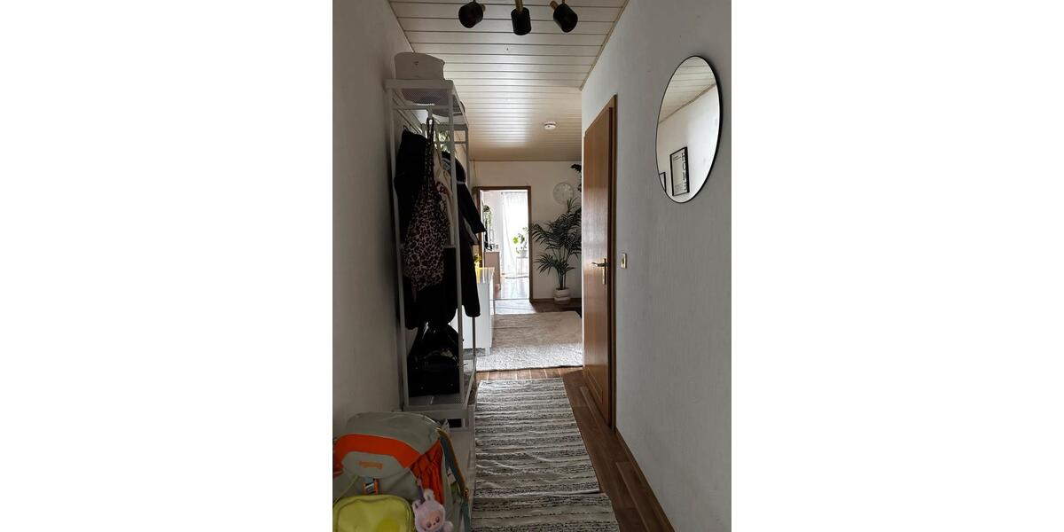 Dachgeschoßwohnung Pohlheim - 2 Zimmer, 65 m&sup2;, 740&euro; | Angebot:26234372