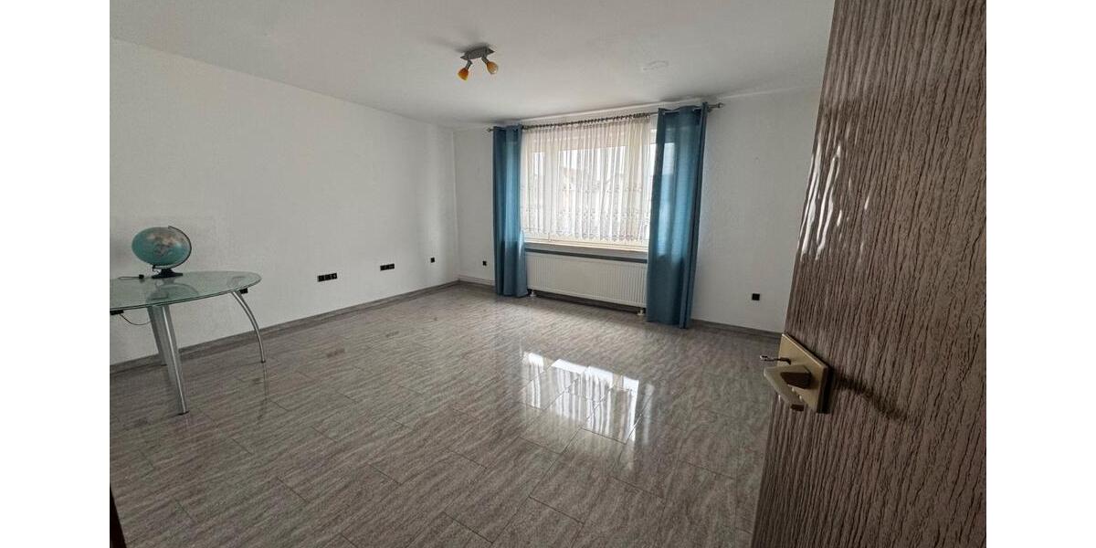 Mehrfamilienhaus, Wohnhaus Ober-Mörlen Mörlen - 9 Zimmer, 252 m&sup2;, 399.900&euro; | Angebot:26170248